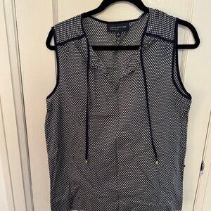Jones York Women Sleeveless Blouse Top Size M Blue White Polkadot